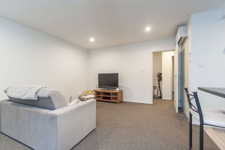 Photo of property in 25b Wattle Grove, Maungaraki, Lower Hutt, 5010