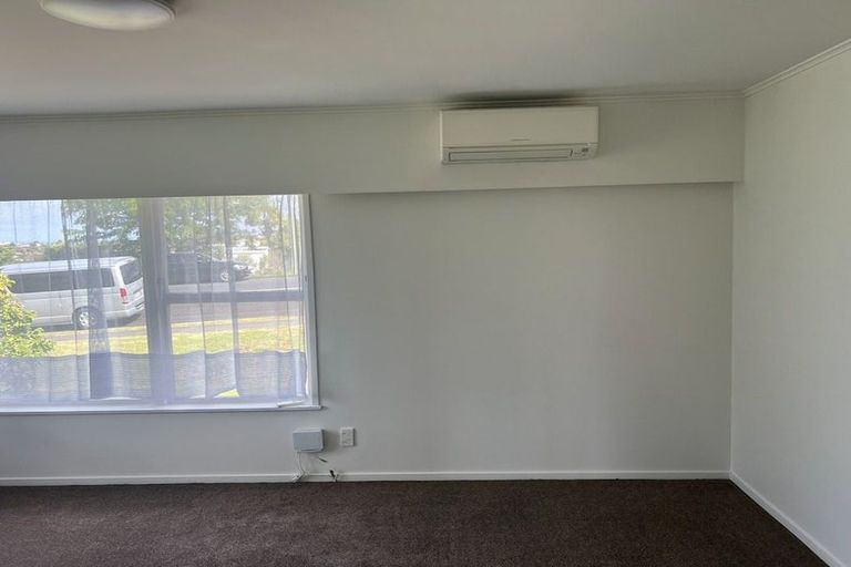 Photo of property in 1/40 Coronation Road, Hillcrest, Auckland, 0627