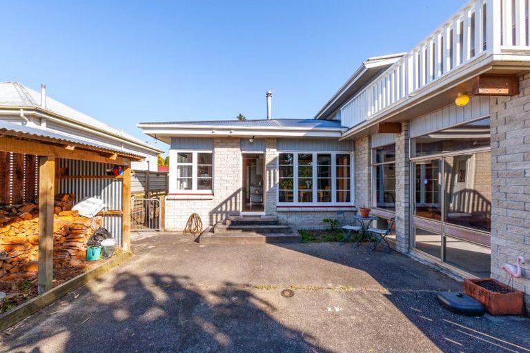 Photo of property in 8 Hillsview Crescent, Taumarunui, 3920