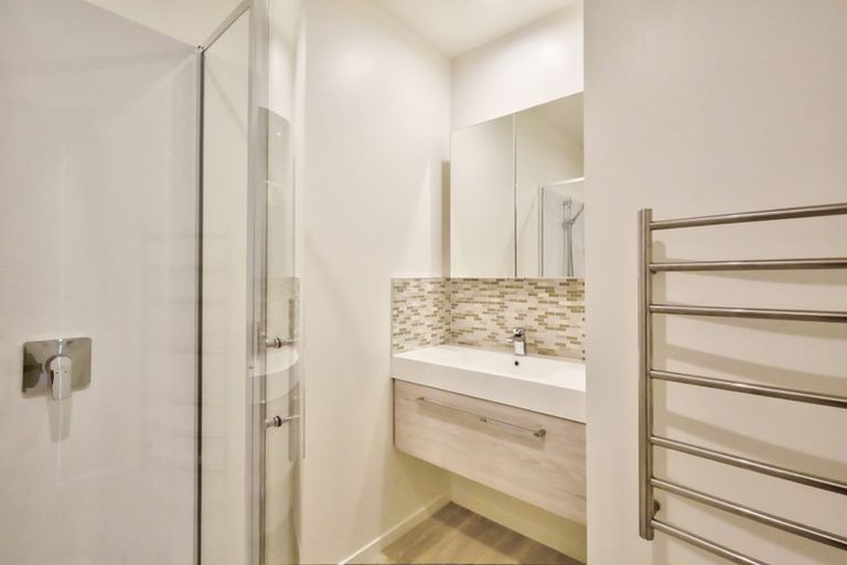 Photo of property in 1/67 Andrews Road, Queenstown, 9300