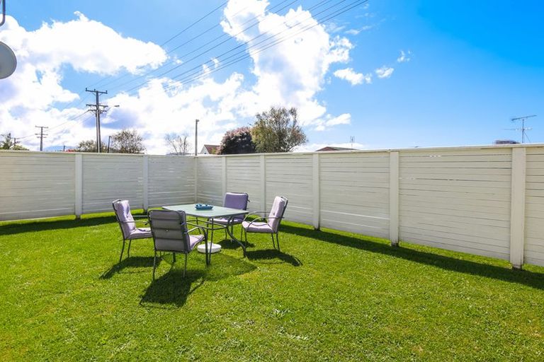 Photo of property in 1/46 Hatton Road, Orewa, 0931