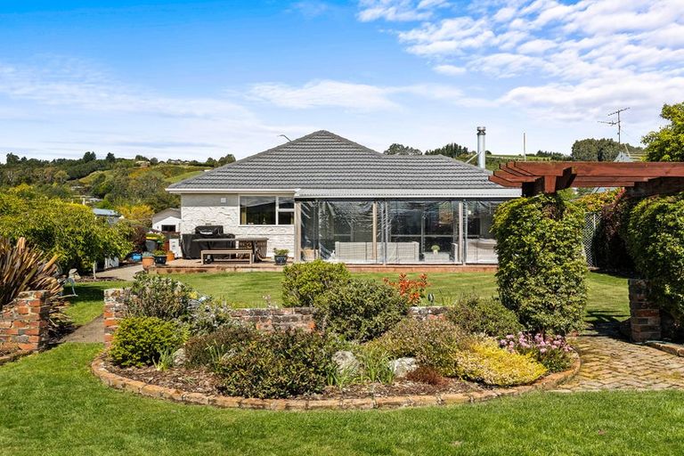 Photo of property in 27 Soper Road, Mosgiel, 9024