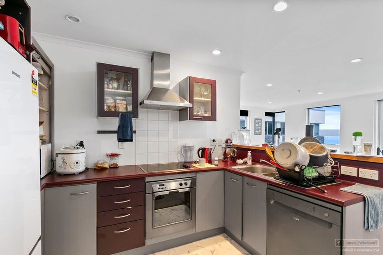 Photo of property in Terrace Heights Apartments, 14d/163 The Terrace, Wellington Central, Wellington, 6011