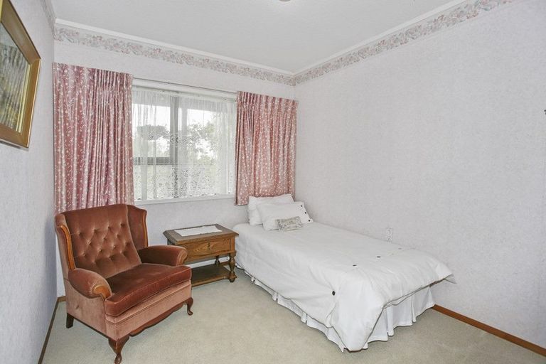 Photo of property in 6 Kowhai Place, Pukekohe, 2120