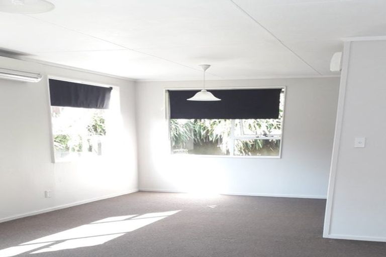 Photo of property in 15 Rossiter Crescent, Lynmouth, New Plymouth, 4310