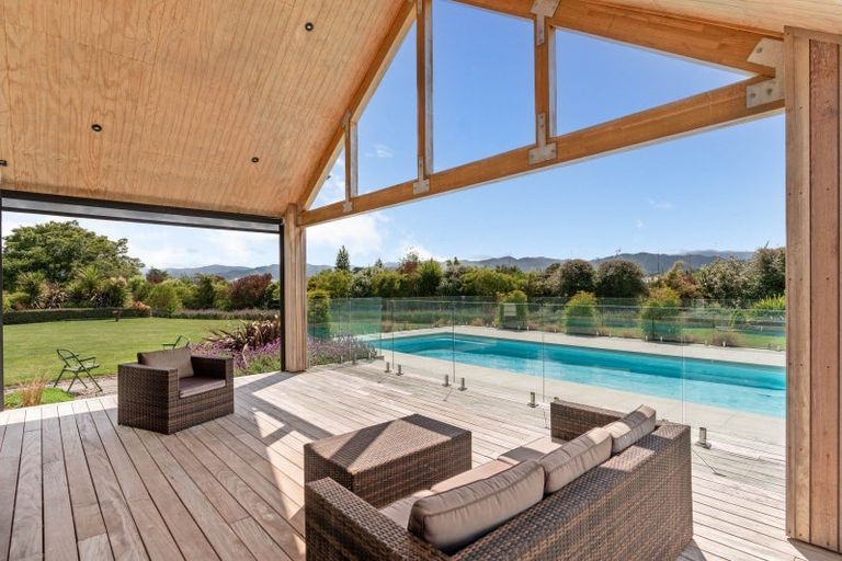 Photo of property in 9 Mill Grove, Clareville, Carterton, 5713