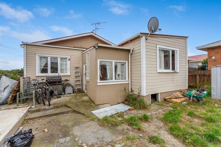 Photo of property in 43 Rona Street, Saint Kilda, Dunedin, 9012