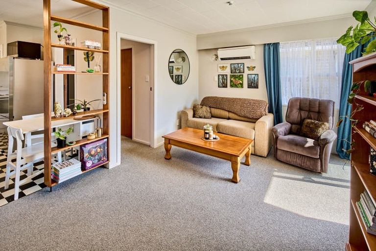 Photo of property in 18 Anthony Grove, Paraparaumu Beach, Paraparaumu, 5032