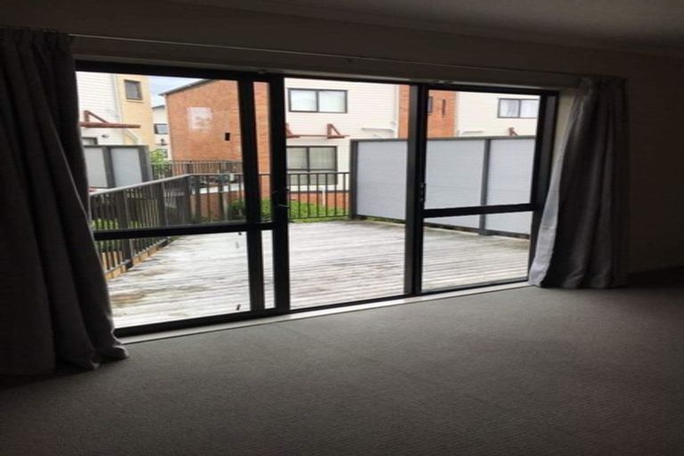 Photo of property in St Claire Village, 206/172 Mcleod Road, Te Atatu South, Auckland, 0610