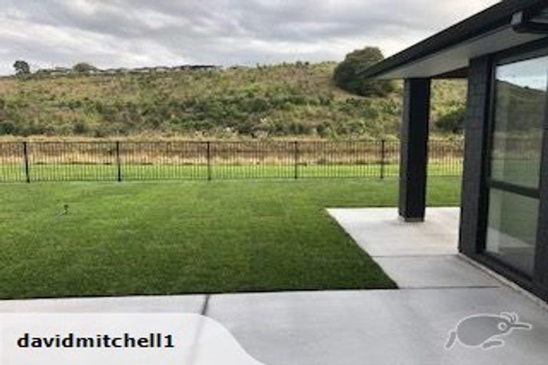 Photo of property in 68 Pakanga Grove, Pyes Pa, Tauranga, 3112