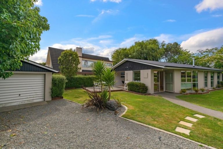Photo of property in 8 Redwood Place, St Albans, Christchurch, 8052