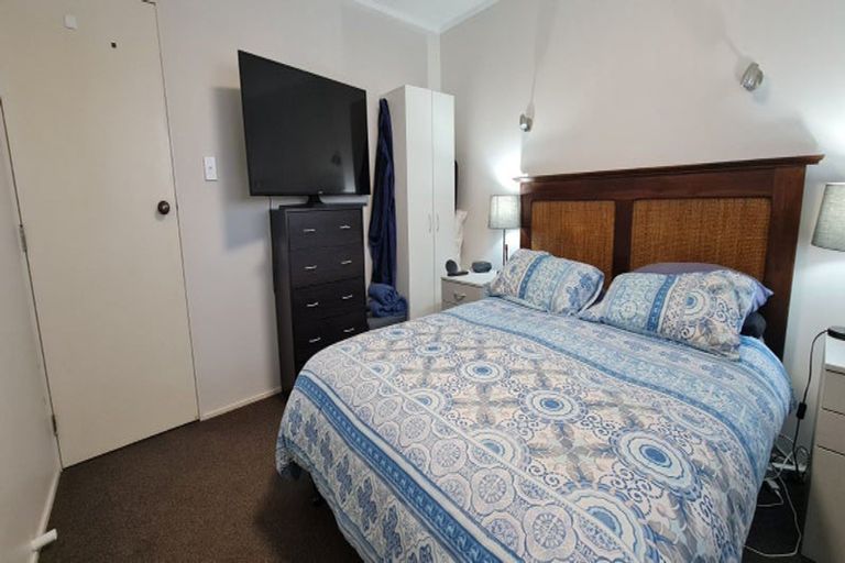 Photo of property in 2/37a Bracken Road, Paparangi, Wellington, 6037