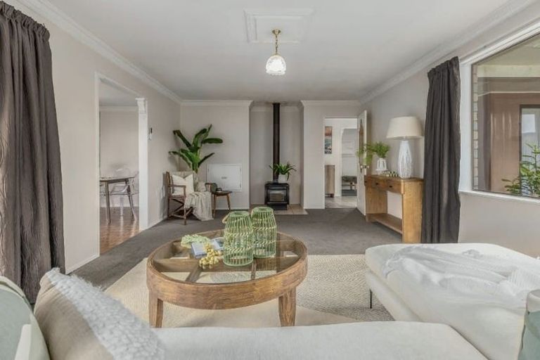 Photo of property in 76 Belvedere Avenue, Waikanae, 5036
