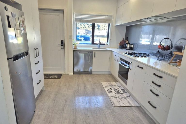 Photo of property in 3 Fitch Lane, Wallaceville, Upper Hutt, 5018