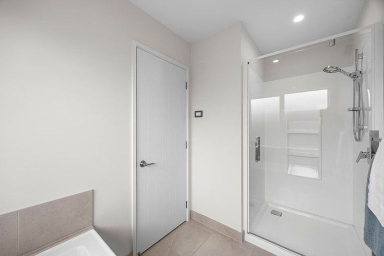 Photo of property in 8a Maple Lane, Huapai, Kumeu, 0810