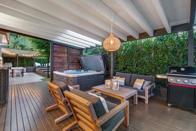 Photo of property in 9 Ruth Craig Place, Stanmore Bay, Whangaparaoa, 0932