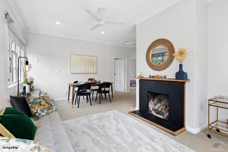 Photo of property in 21 Pukerangi Crescent, Ellerslie, Auckland, 1051