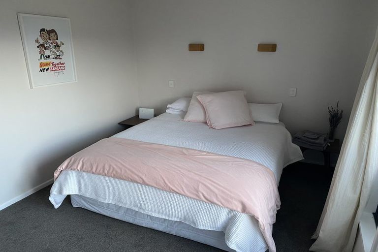 Photo of property in 8 Astral Rise, Wanaka, 9305