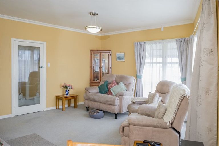 Photo of property in 591 Queen Street East, Levin, 5510