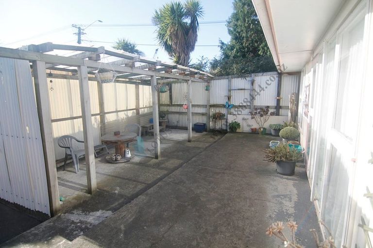 Photo of property in 47 Maces Road, Bromley, Christchurch, 8062