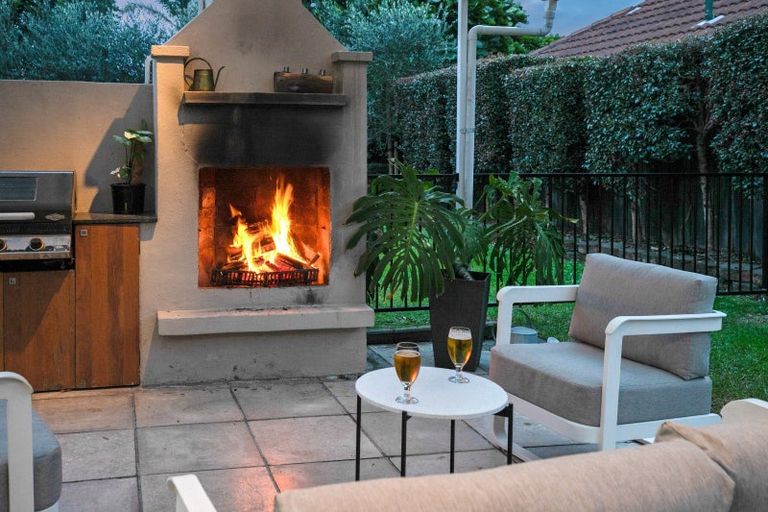 Photo of property in 16 Chippewa Place, Conifer Grove, Takanini, 2112