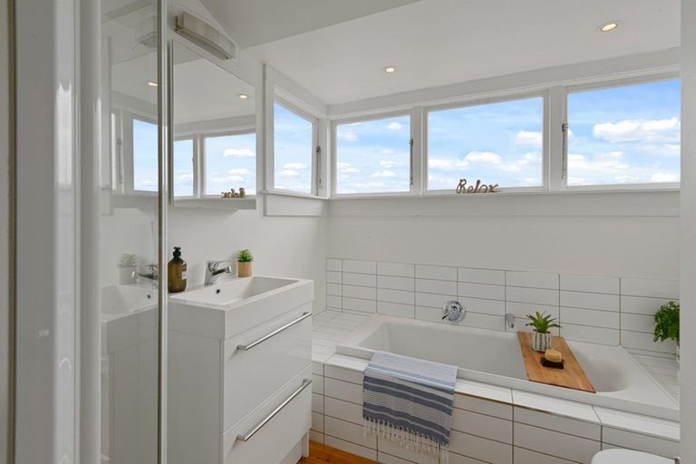 Photo of property in 4 Langdale Place, Scarborough, Christchurch, 8081