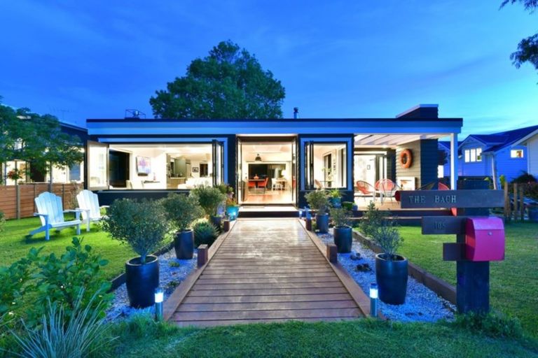 Photo of property in 105 The Esplanade, Manly, Whangaparaoa, 0930