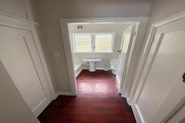 Photo of property in 28 Henry Street, Kilbirnie, Wellington, 6022