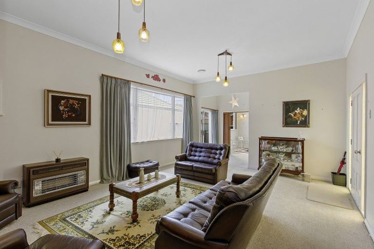 Photo of property in 92 Pretoria Street, Hutt Central, Lower Hutt, 5010