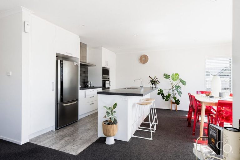 Photo of property in 47 Dunkeld Drive, Papamoa, 3118