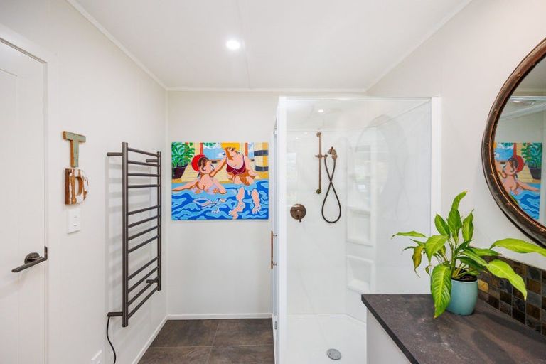 Photo of property in 165 Albert Road, Tokomaru, Palmerston North, 4474