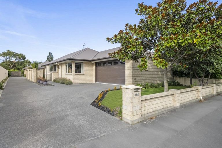 Photo of property in 166 Barrington Street, Somerfield, Christchurch, 8024
