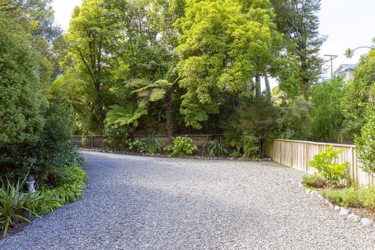 Photo of property in 45 Ingle Avenue, Waipahihi, Taupo, 3330