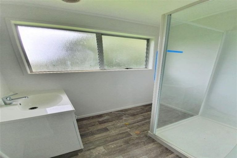 Photo of property in 30 Hyperion Drive, Randwick Park, Auckland, 2105