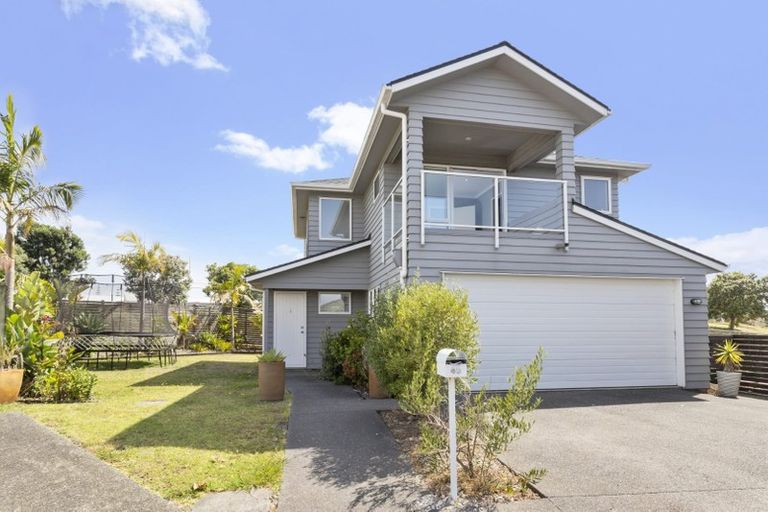 Photo of property in 45 Maylee Crescent, Gulf Harbour, Whangaparaoa, 0930
