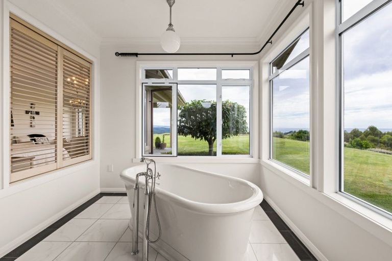 Photo of property in 119 Eskridge Drive, Eskdale, Napier, 4182