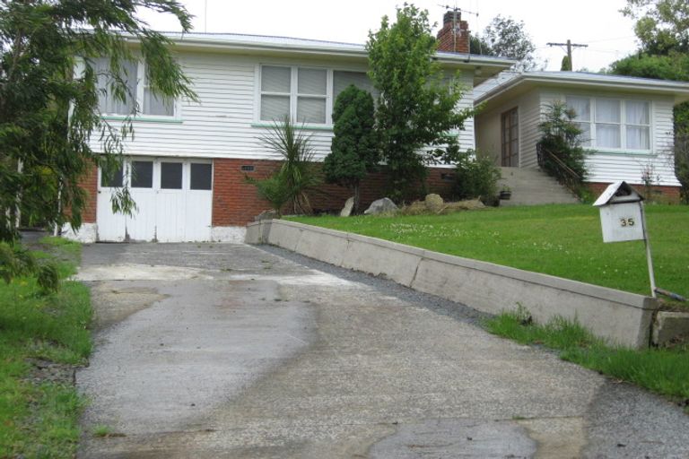 Photo of property in 35 Tarewa Road, Morningside, Whangarei, 0110