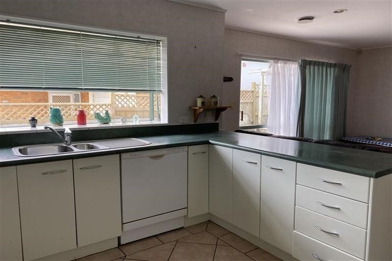 Photo of property in 1/24 Mission View Drive, Northpark, Auckland, 2013