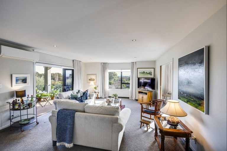 Photo of property in 36 Selwyn Road, Havelock North, 4130