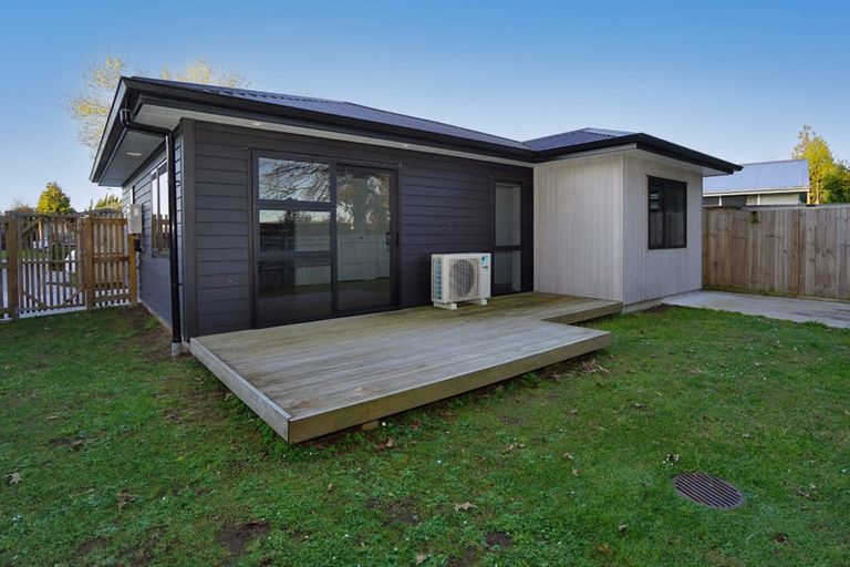 Photo of property in 4/59 Oakfield Crescent, Pukete, Hamilton, 3200