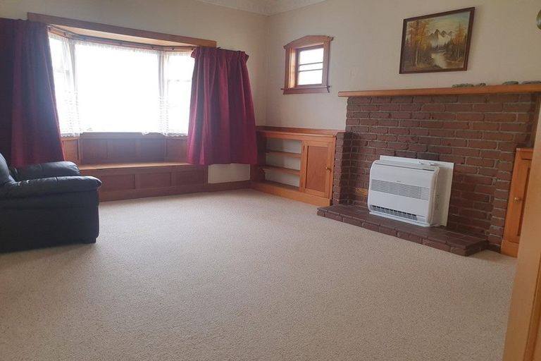 Photo of property in 38 Birdwood Road, Waterloo, Lower Hutt, 5011