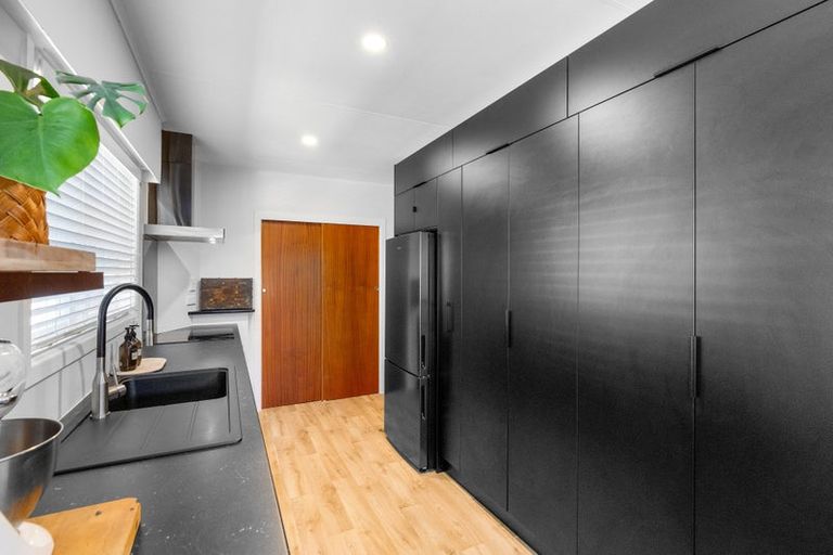 Photo of property in 19 Burn Street, Levin, 5510