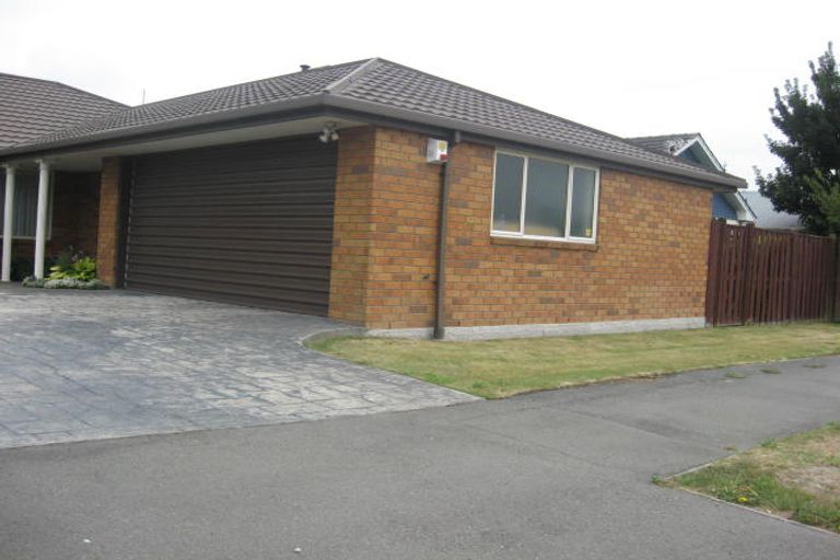 Photo of property in 39 Peer Street, Upper Riccarton, Christchurch, 8041