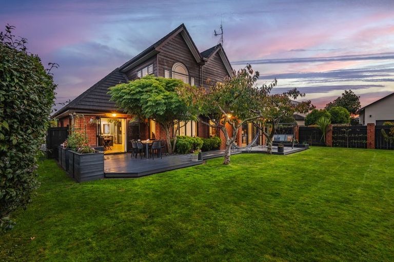 Photo of property in 23 Balmoral Drive, Terrace End, Palmerston North, 4410