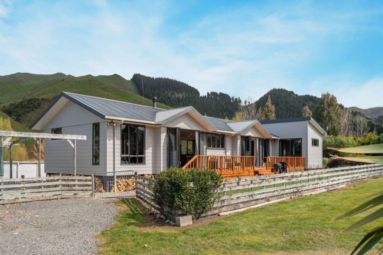 Photo of property in 881c Norfolk Road, Upper Plain, Carterton, 5791