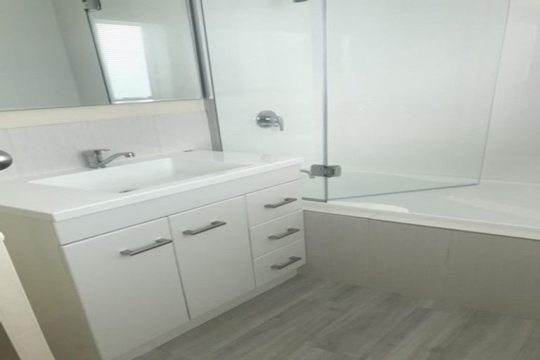 Photo of property in 20 Barnes Road, Redwood, Christchurch, 8051