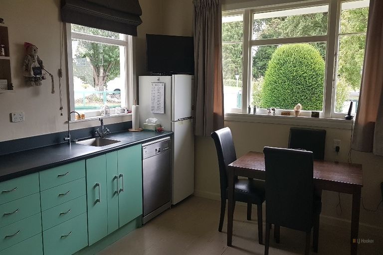 Photo of property in 187 Queen Street, Waimate, 7924