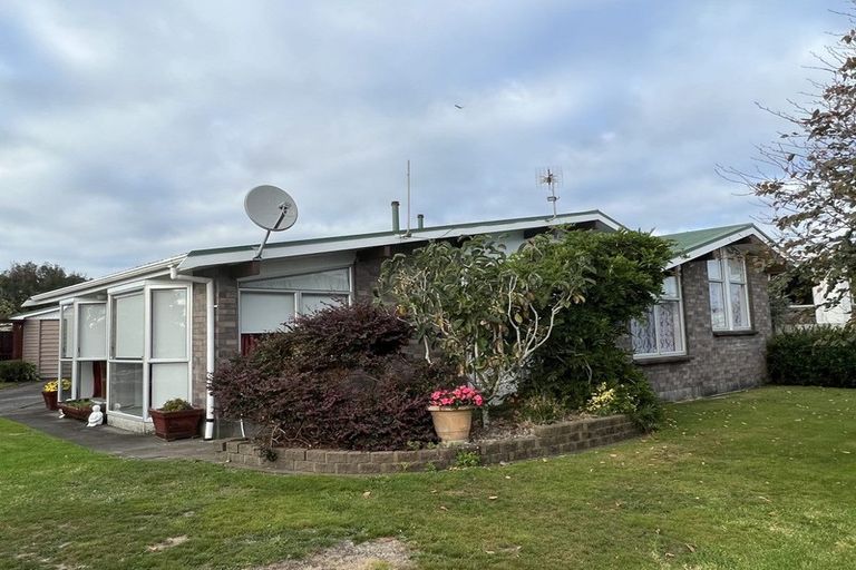 Photo of property in 38 Clifton Drive, Waitara, 4320