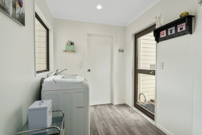 Photo of property in 17 Belvedere Grove, Rangatira Park, Taupo, 3330