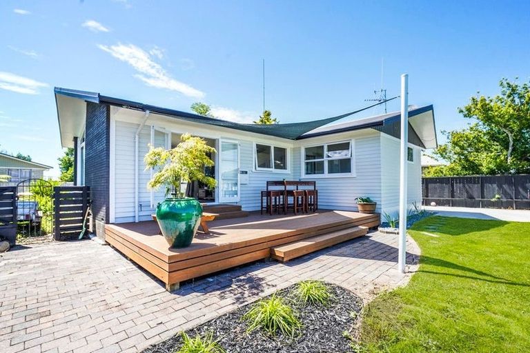 Photo of property in 11 Marion Place, Deanwell, Hamilton, 3206